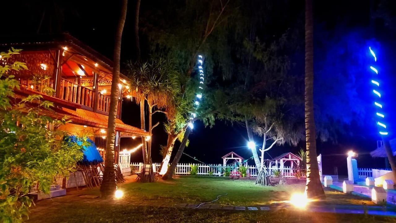 Blue Sand Beach Resort Тринкомале Екстериор снимка