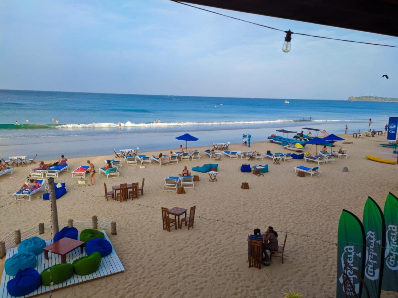 Blue Sand Beach Resort Тринкомале Екстериор снимка